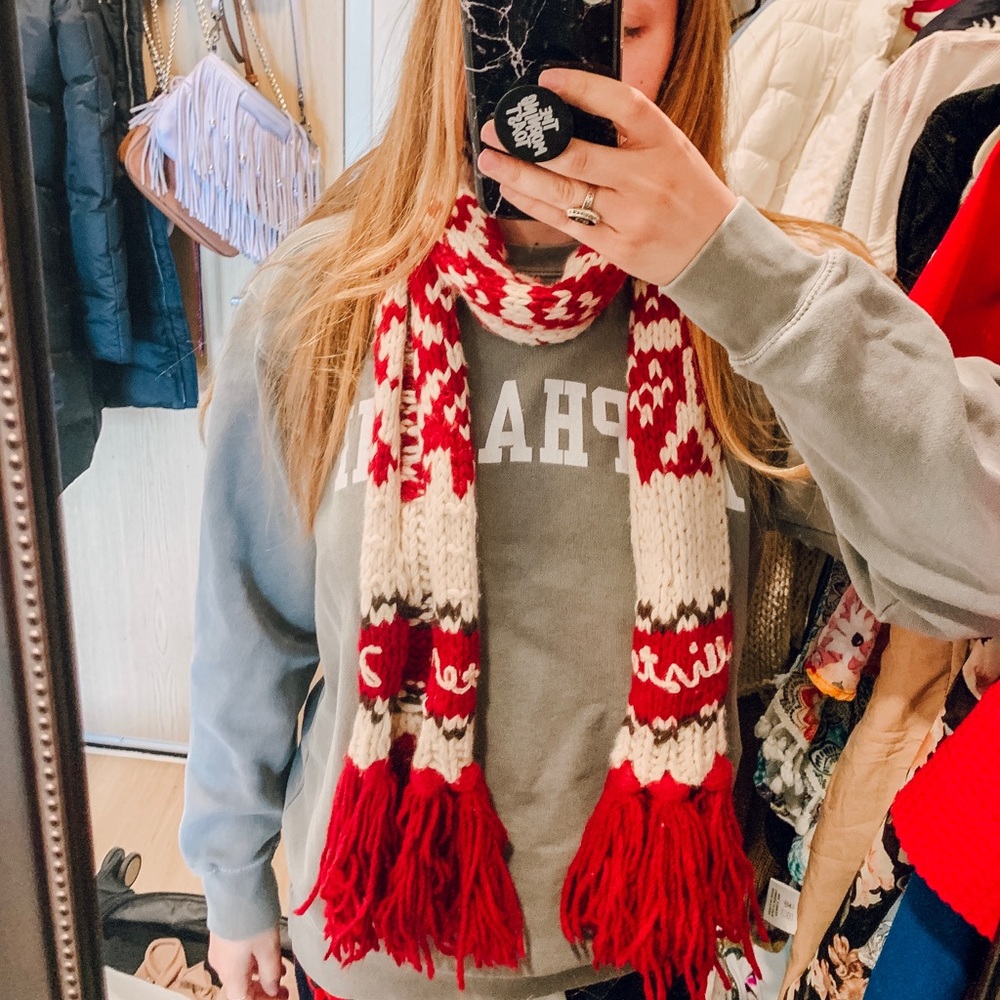 Red and White Knit Scarf